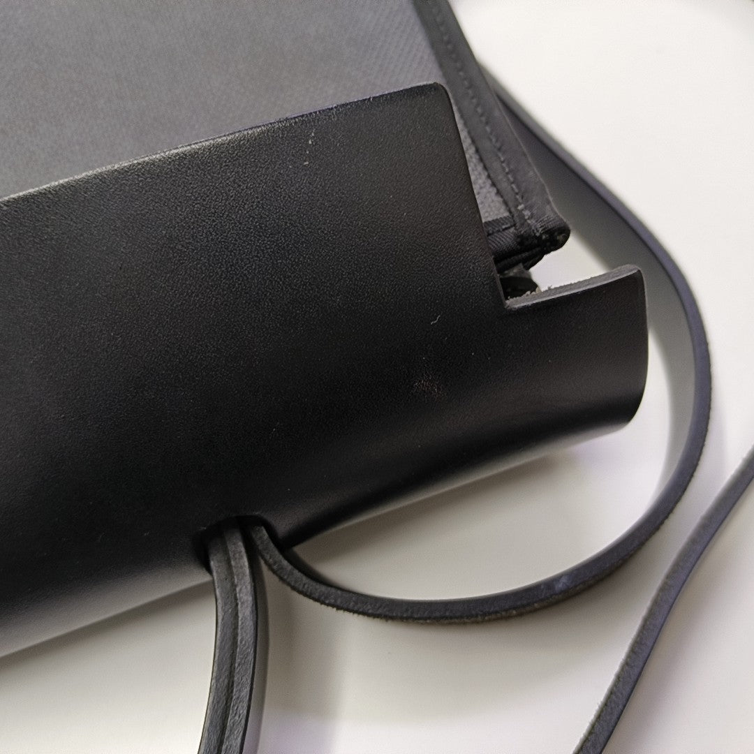 Herbag 31 Coated Canvas Black