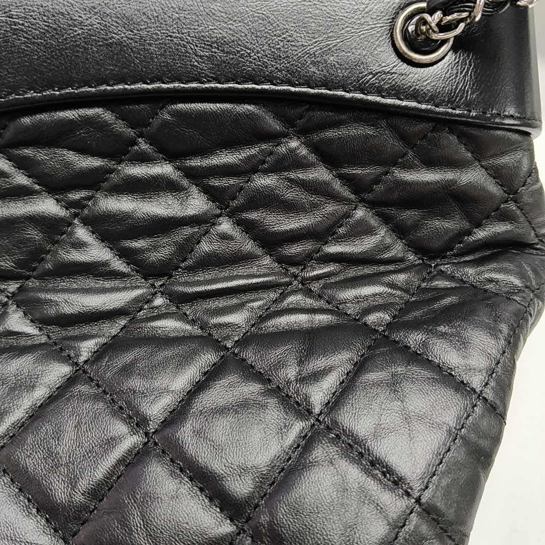 GABRIELLE Small Quilted Calfskin Black