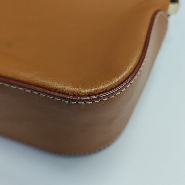 Clasp Hobo Medium Calfskin Brown