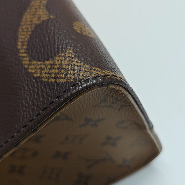 Authenticated pre-owned  ONTHEGO MM Monogram Coated Canvas Brown - Tote Bag at Looply