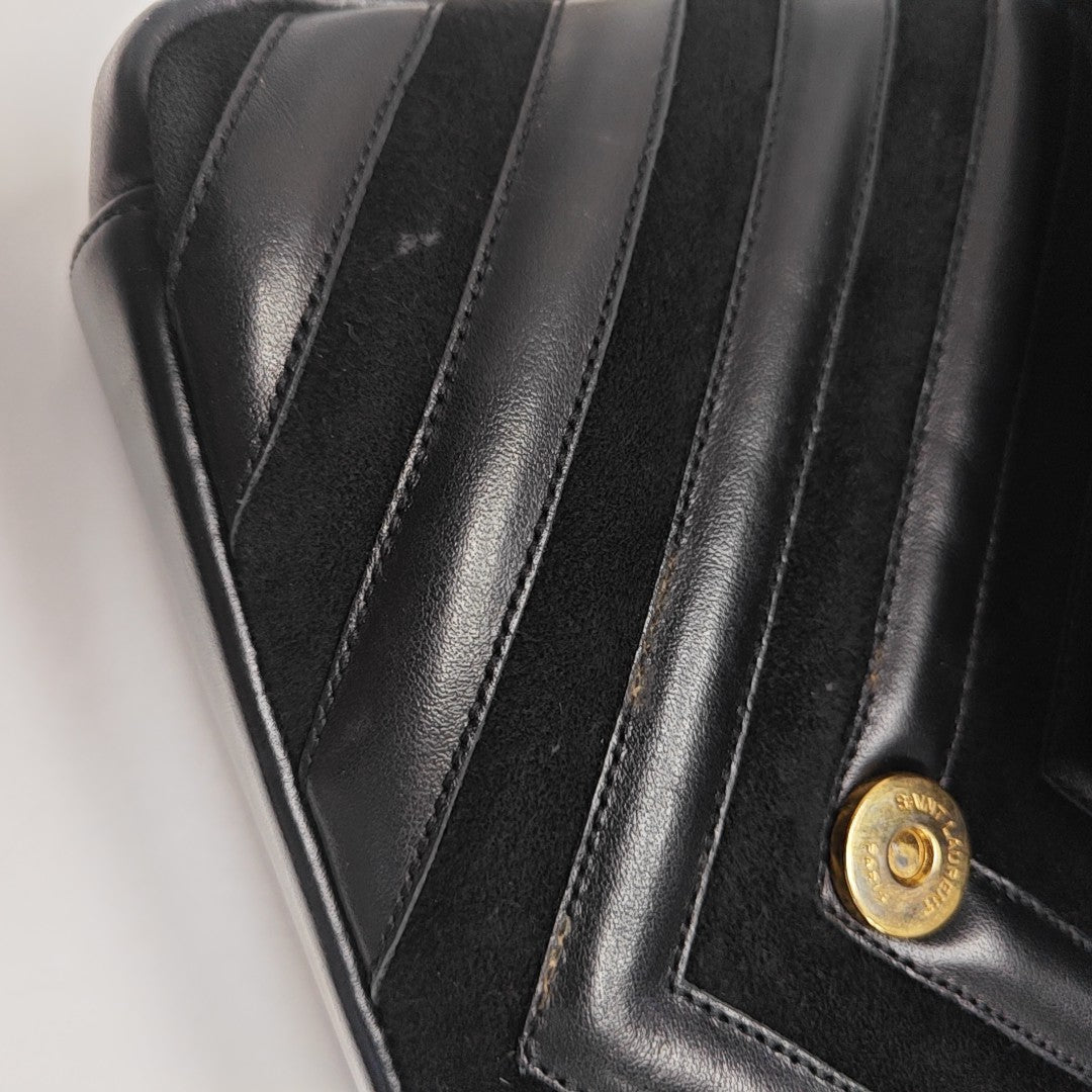 COLLEGE Medium Chevron Lambskin Black