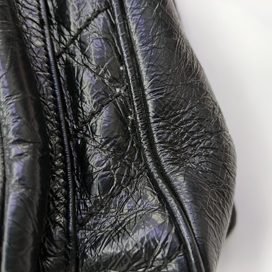 NIKI Medium Chevron Calfskin Black