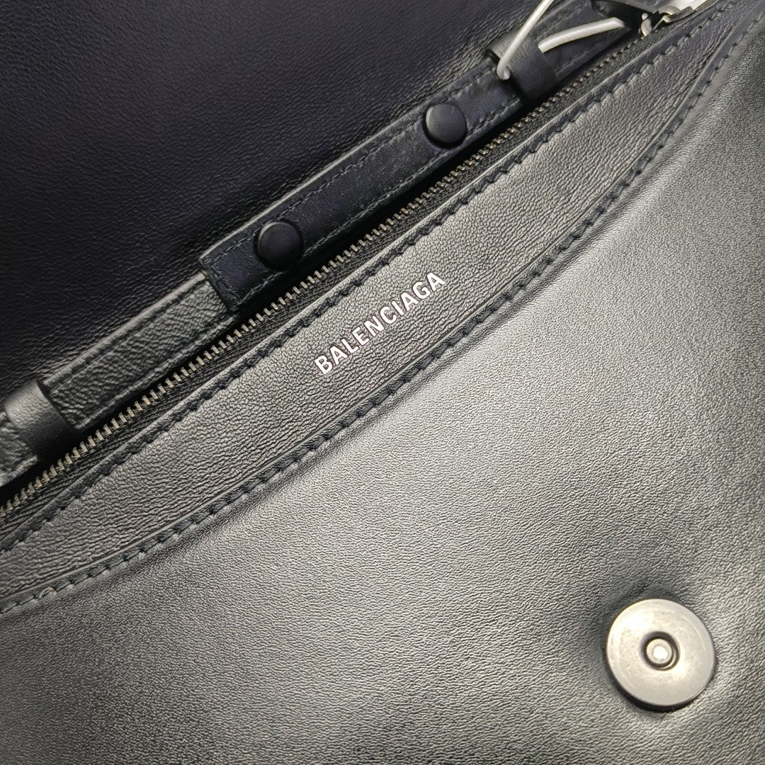 B. Calfskin Black