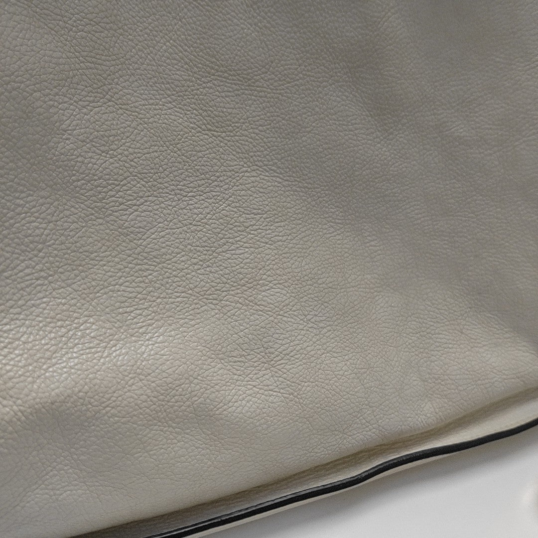 Etiquette Calfskin White