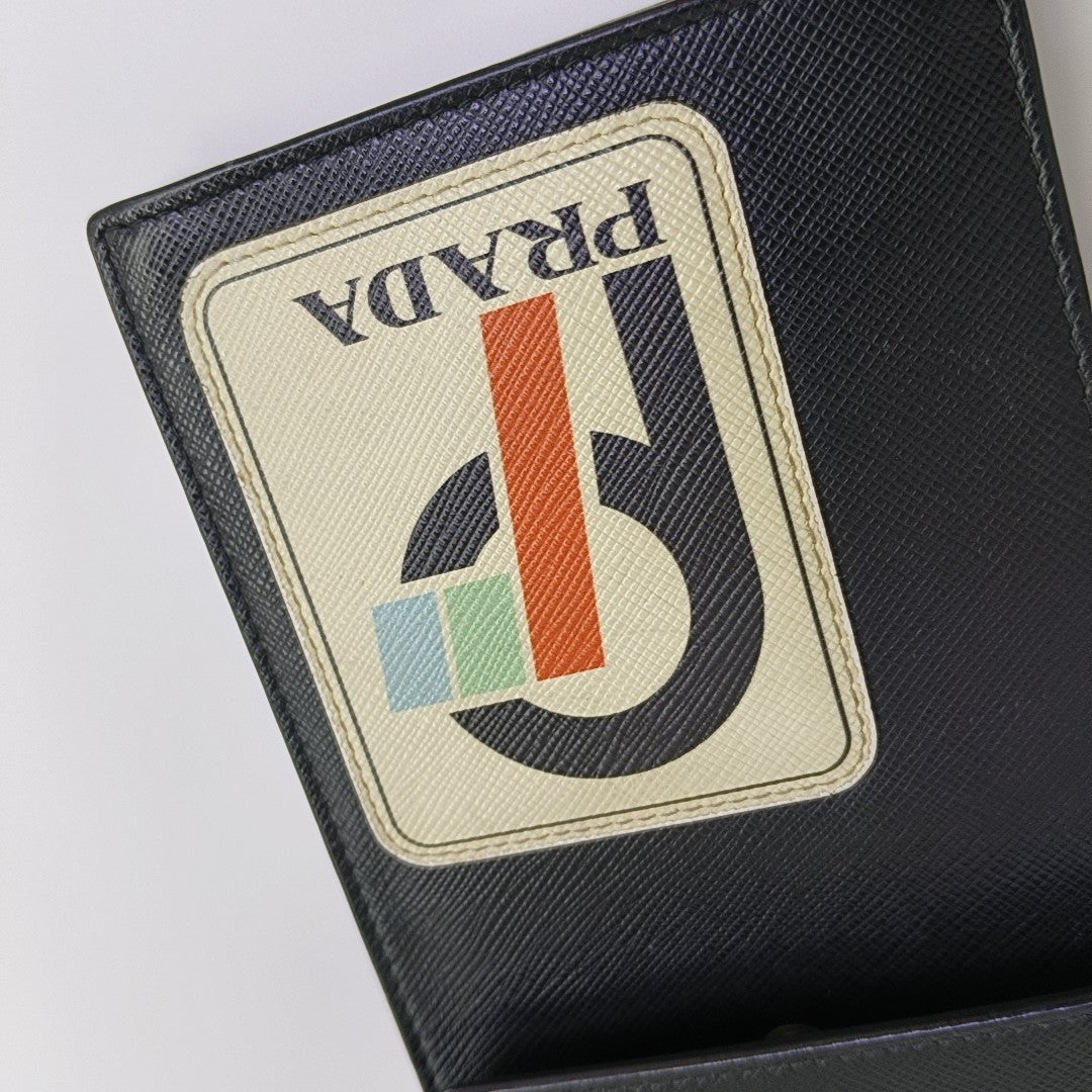 Saffiano Calfskin Shoulder Bag Black