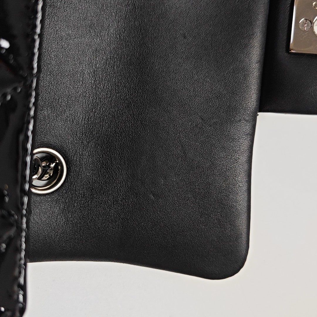 CLASSIC FLAP Super Mini Quilted Patent Calfskin Black
