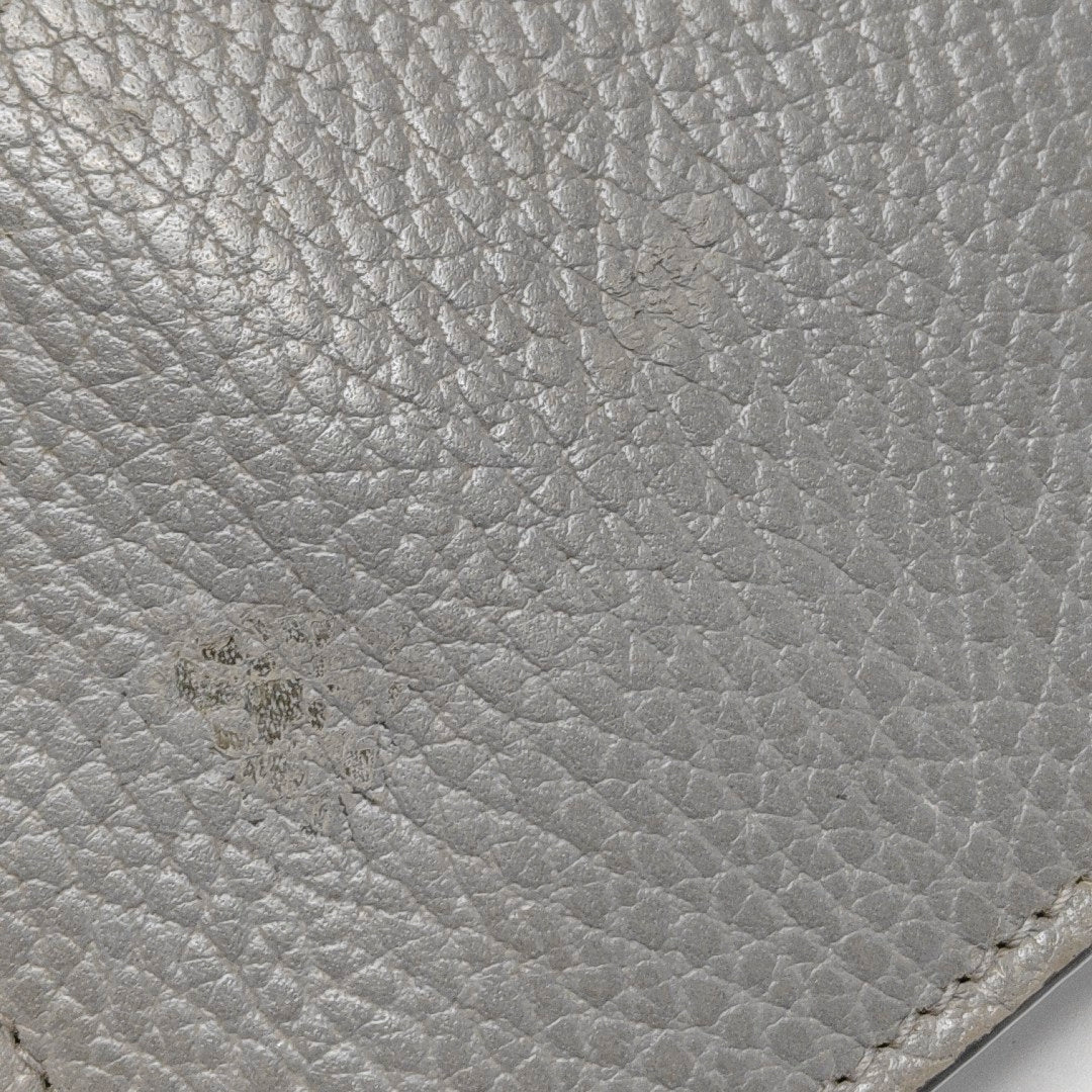 Authenticated pre-owned  Interlocking G Calfskin Grey - Shoulder Bag at Looply
