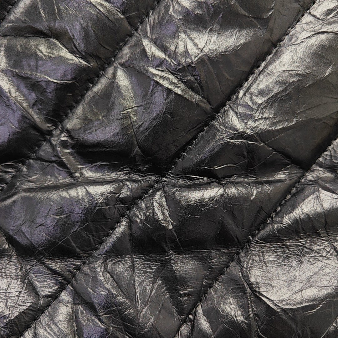 Crush Medium Quilted Calfskin Black