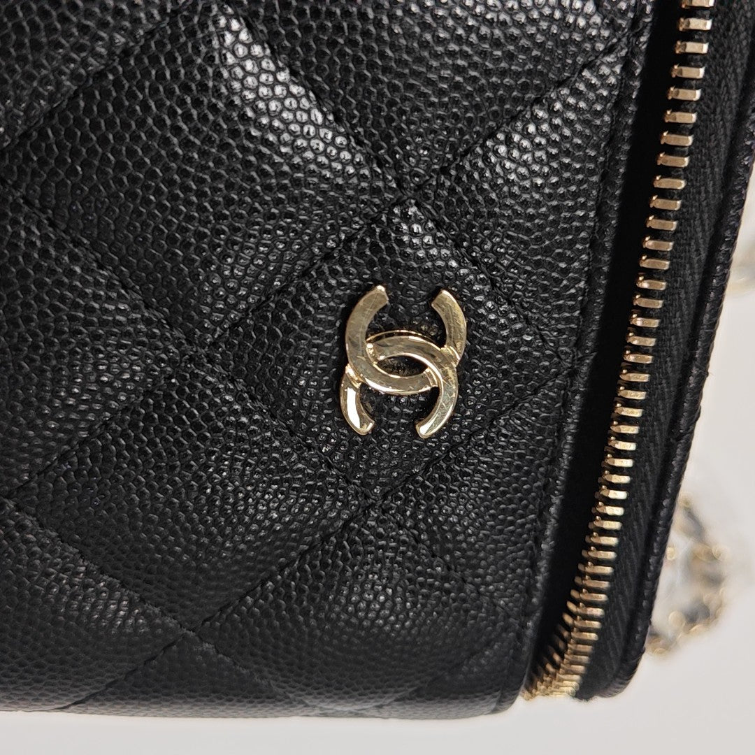 VANITY CASE Mini Quilted Grained Calfskin Black