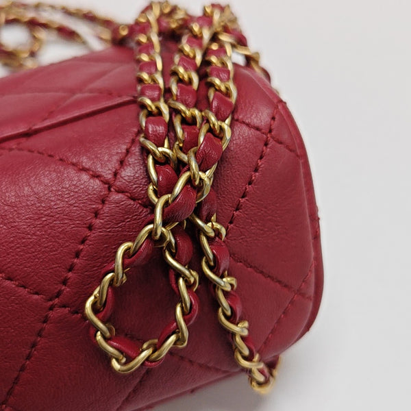 Quilted Lambskin Shoulder Bag Small Red