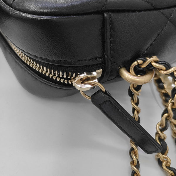 Quilted Lambskin Shoulder Bag Black