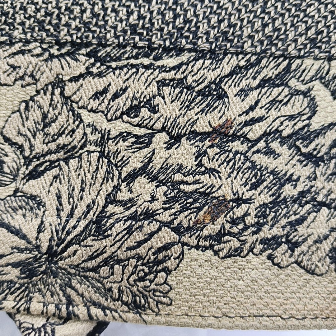 Book Tote Medium Canvas Beige