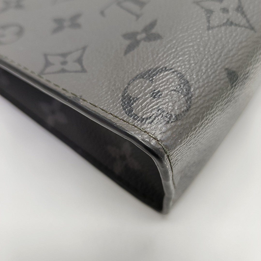 Pochette Voyag MM Monogram Coated Canvas Gray