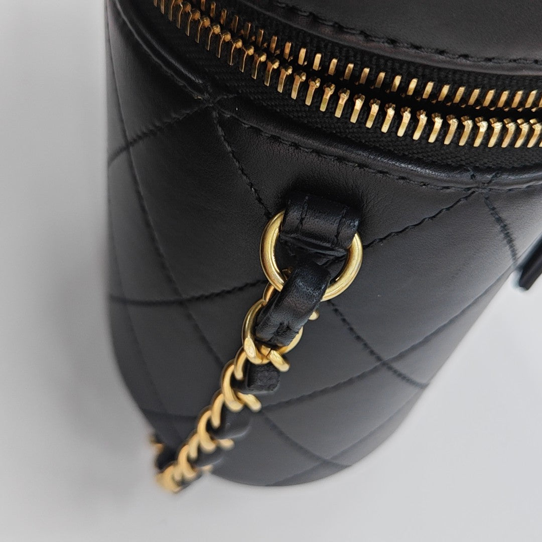 Quilted Calfskin Bucket Bag Black