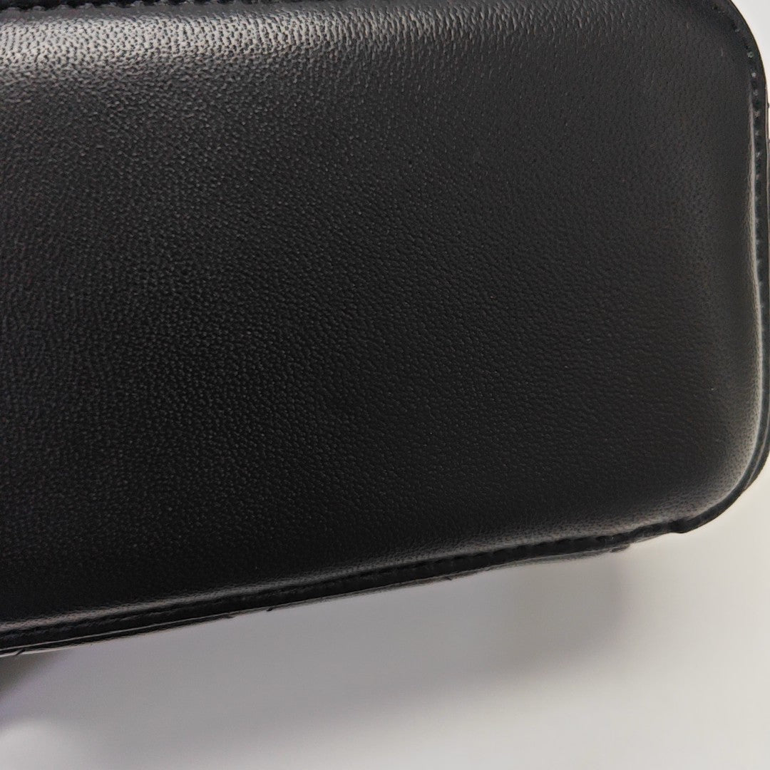 VANITY CASE Small Quilted Lambskin Black