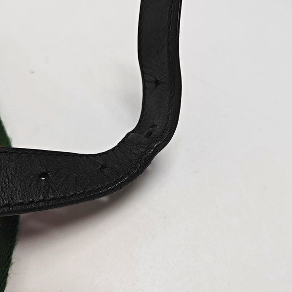Authenticated pre-owned  Messenger Fabric Black - Shoulder Bag at Looply