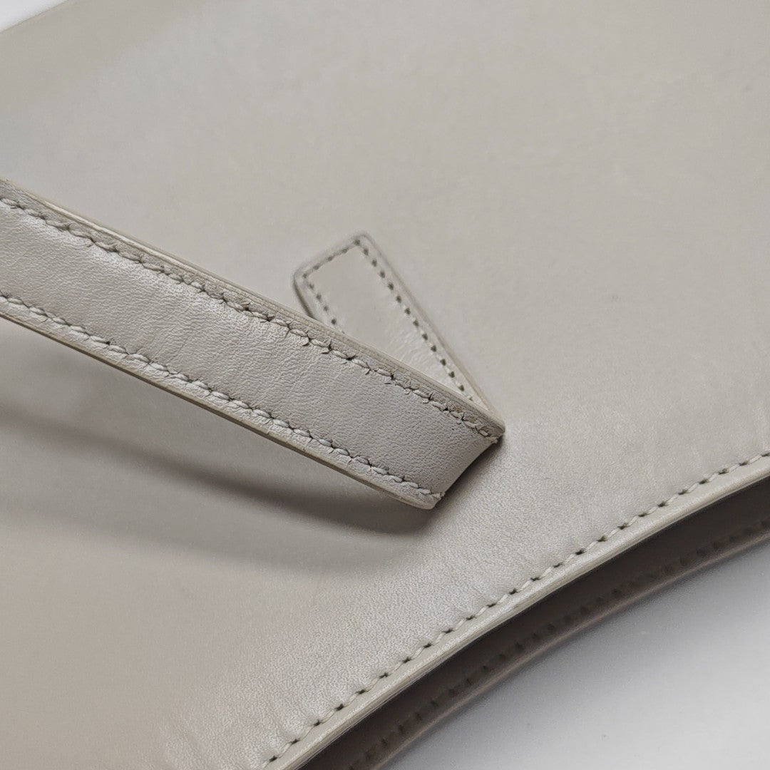 LE 5 À 7 Small Calfskin White