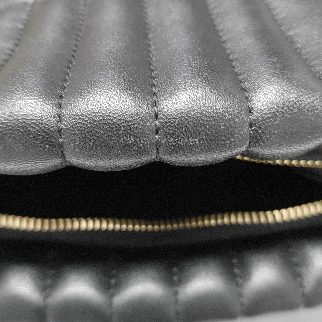 Lola Small Quilted Lambskin Black