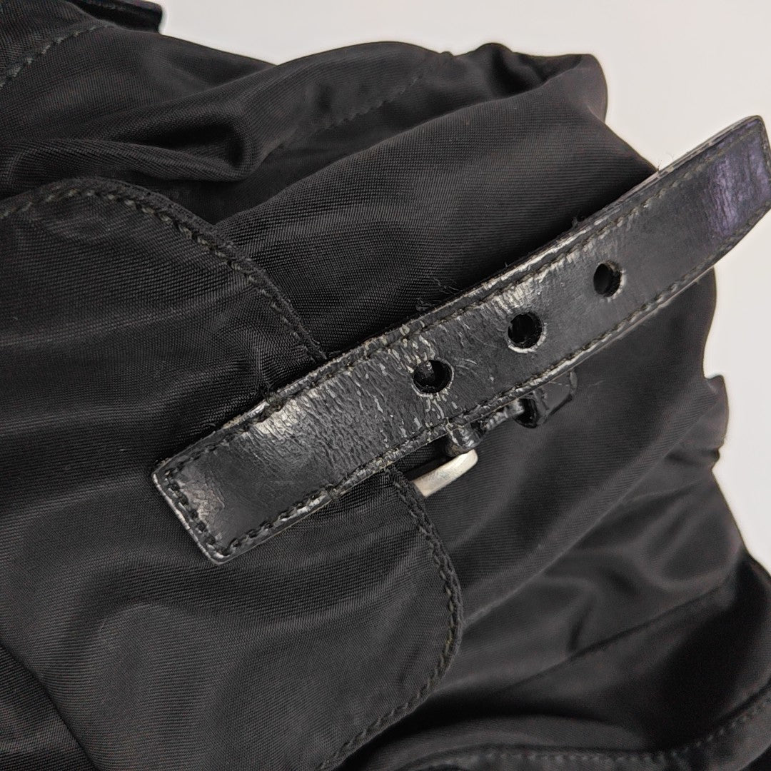 Vela Small Nylon Black