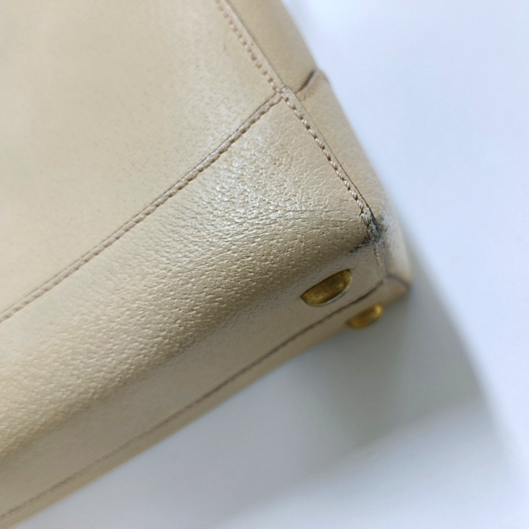 Calfskin Beige