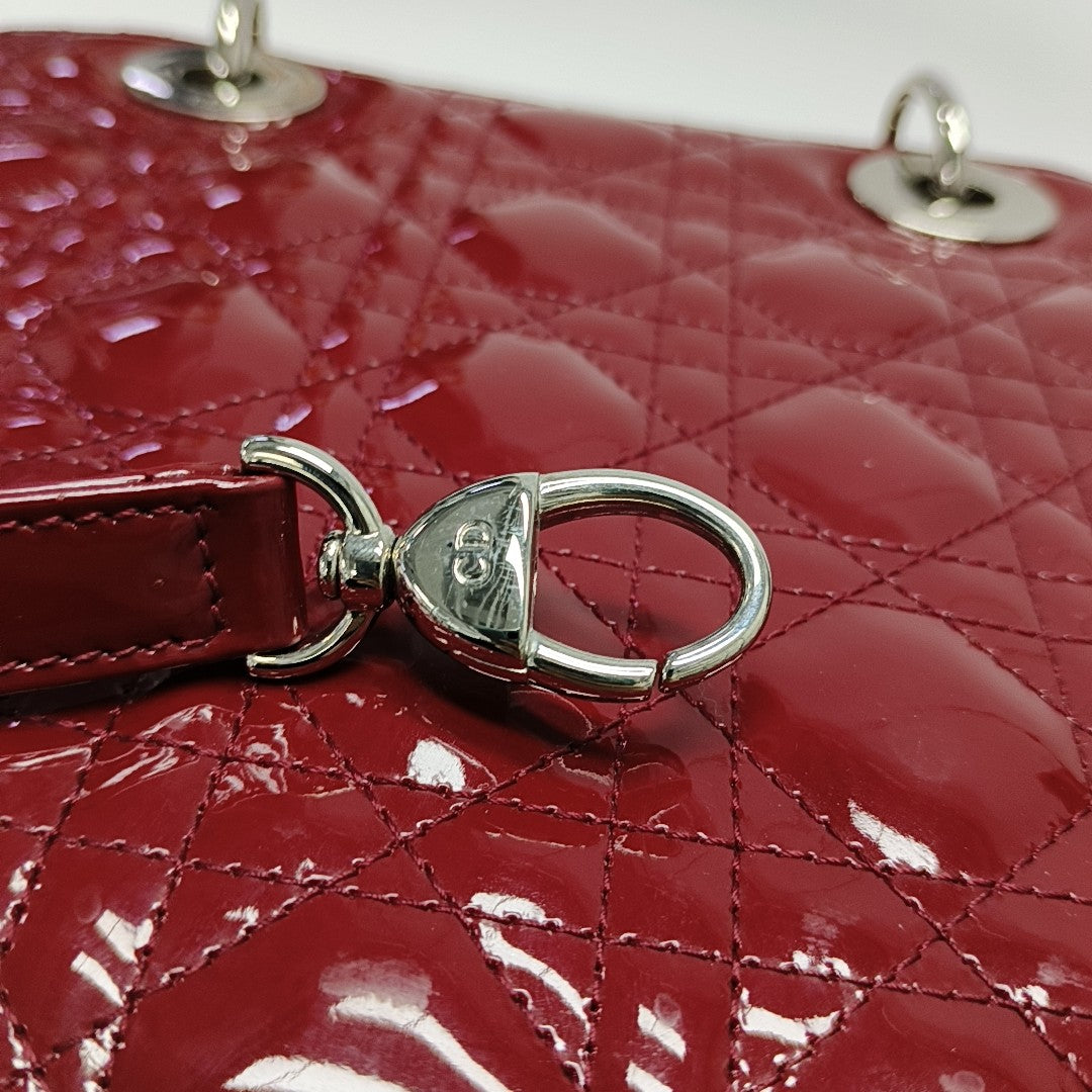 Lady Dior Medium Cannage Patent Leather Red