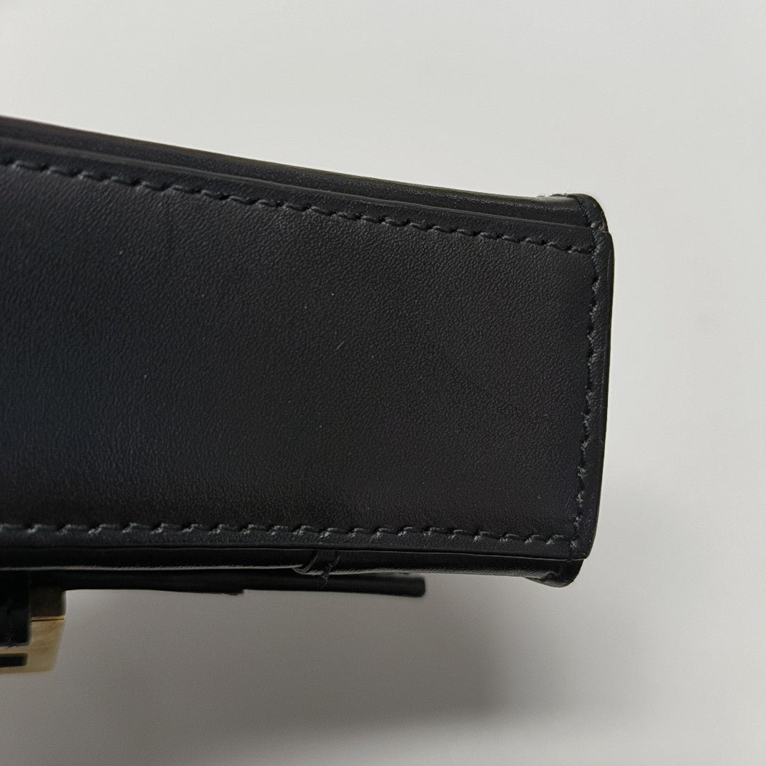 Hourglass Mini Calfskin Black