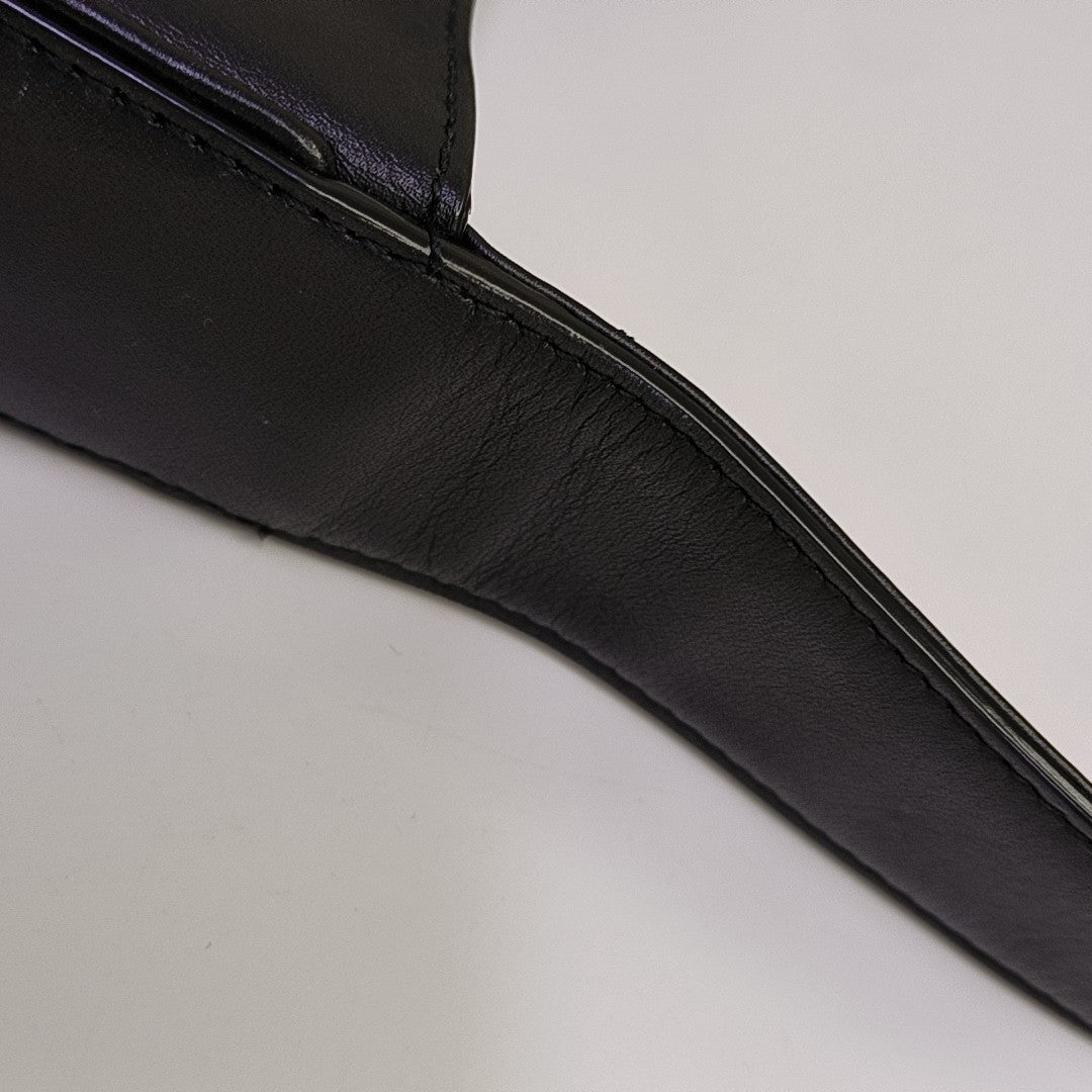 LE 5 À 7 Small Calfskin Black