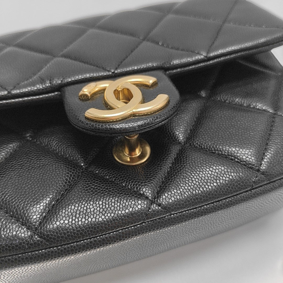 CLASSIC FLAP Mini Quilted Grained Calfskin Black