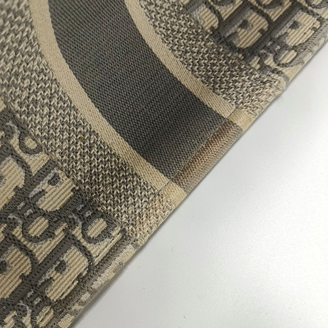 Authenticated pre-owned  Book Tote Medium Oblique Canvas Gray - Tote Bag at Looply