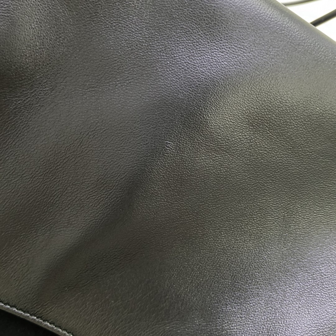 KATE Large Calfskin Black