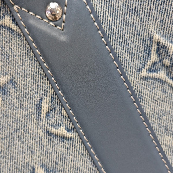 WEEK-END Monogram Canvas Blue