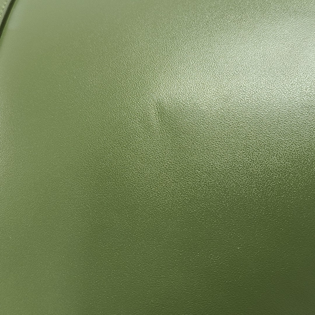 CRÉCY Calfskin Green