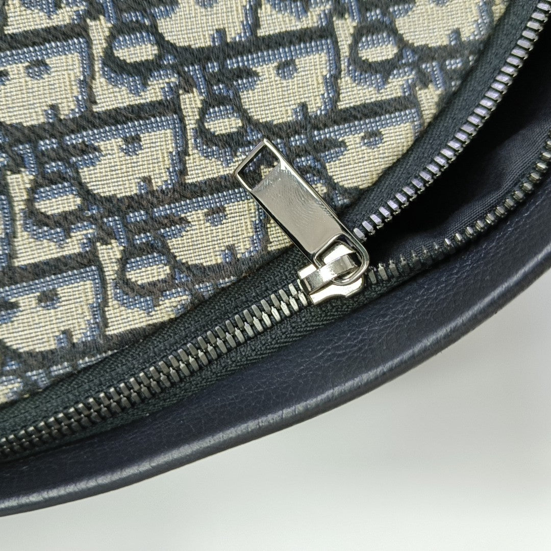Oblique Canvas Backpack Blue