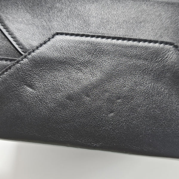 DUTY FREE North-South Calfskin Black