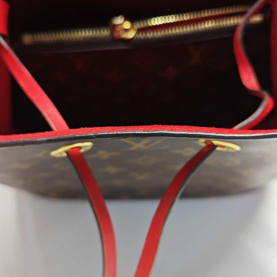 NÉONOÉ MM Monogram Coated Canvas Brown