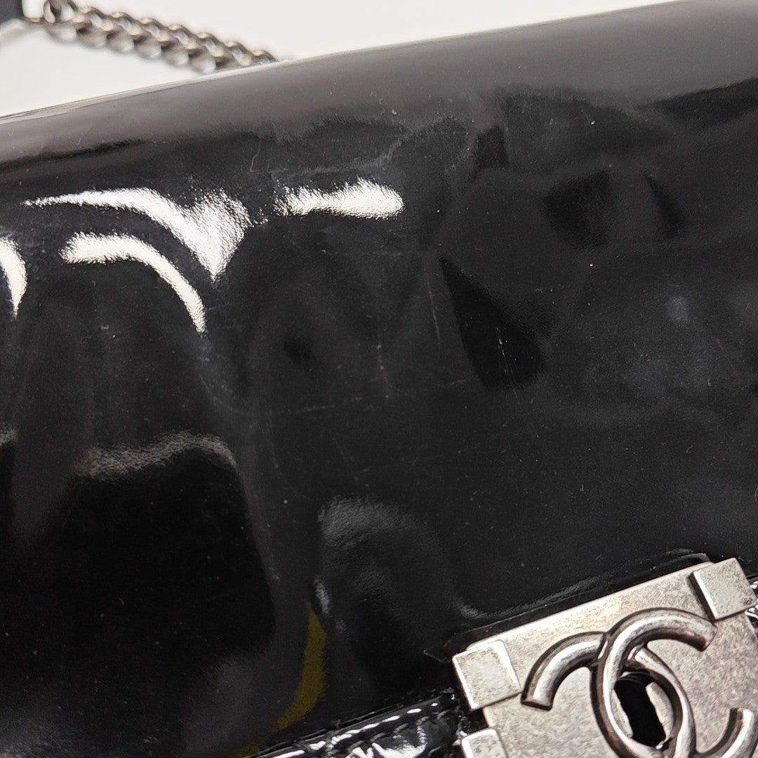 BOY CHANEL Large Quilted Patent Leather Black