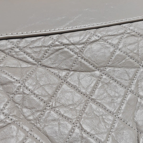 GABRIELLE Medium Quilted Calfskin Gray