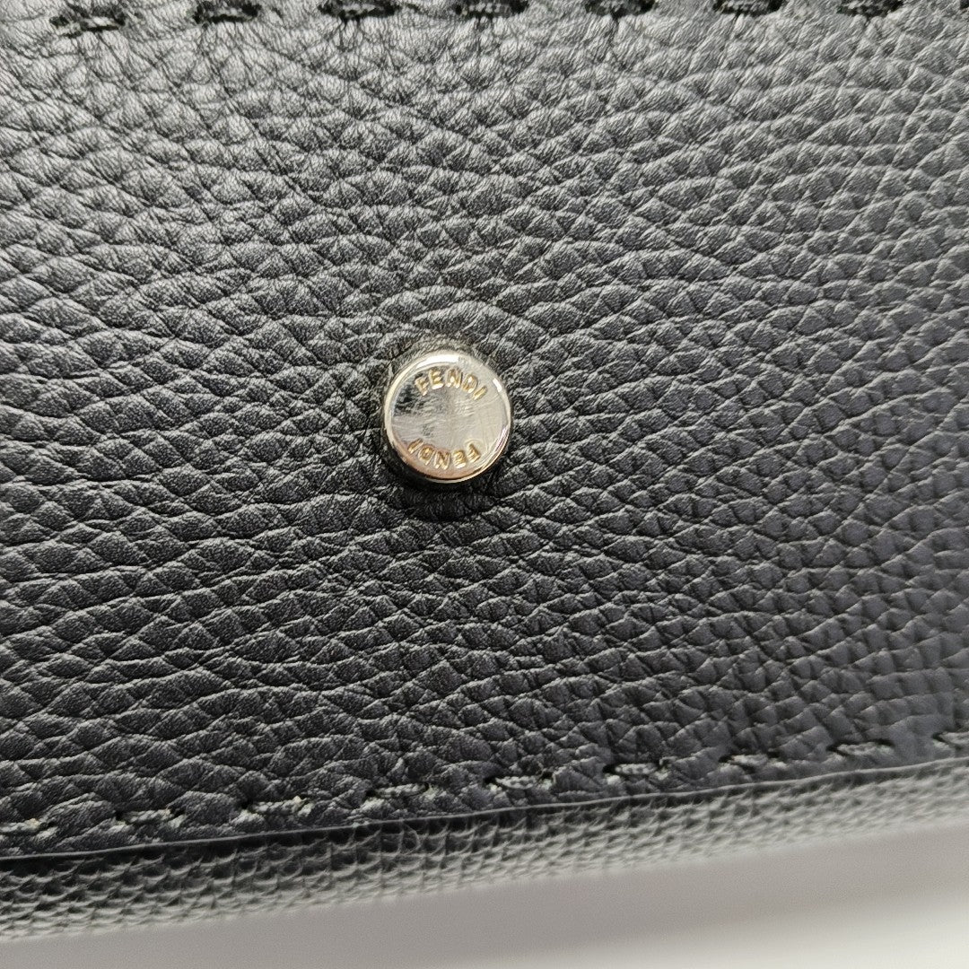Peekaboo Mediano Piel de Becerro Gris