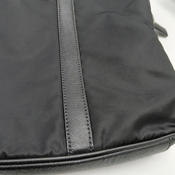 Bolso de hombro de nailon negro