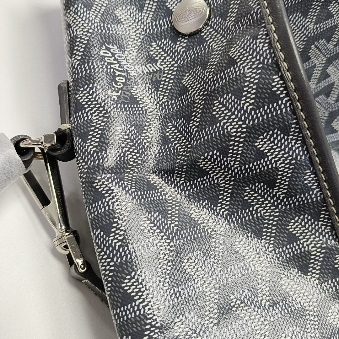Saint Léger Coated Canvas Gray