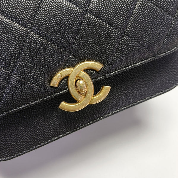 Quilted Grained Calfskin Shoulder Bag Black
