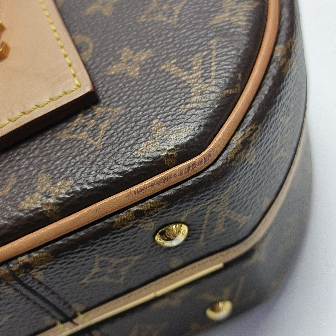 BOITE CHAPEAU PM Monogram Coated Canvas Brown