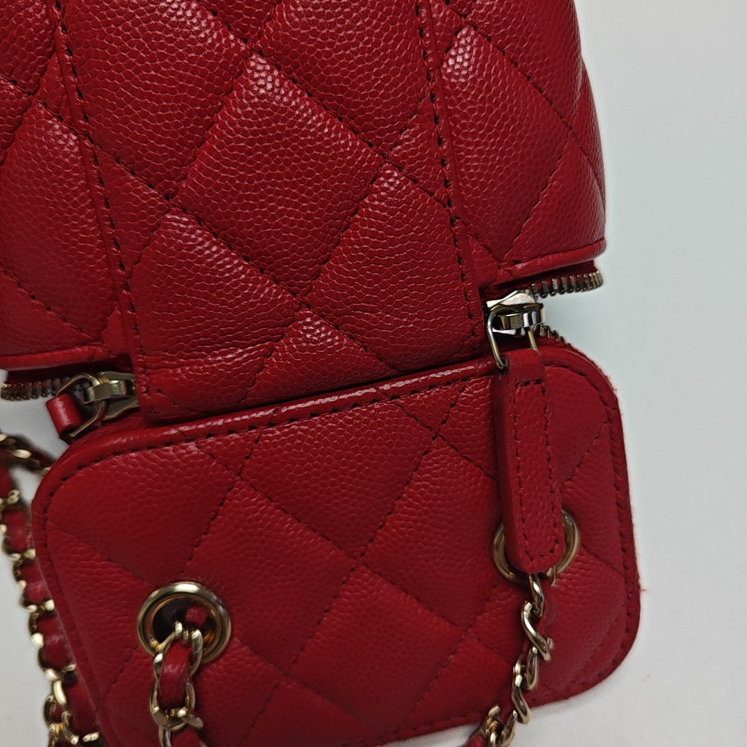 VANITY CASE Mini Quilted Lambskin Red