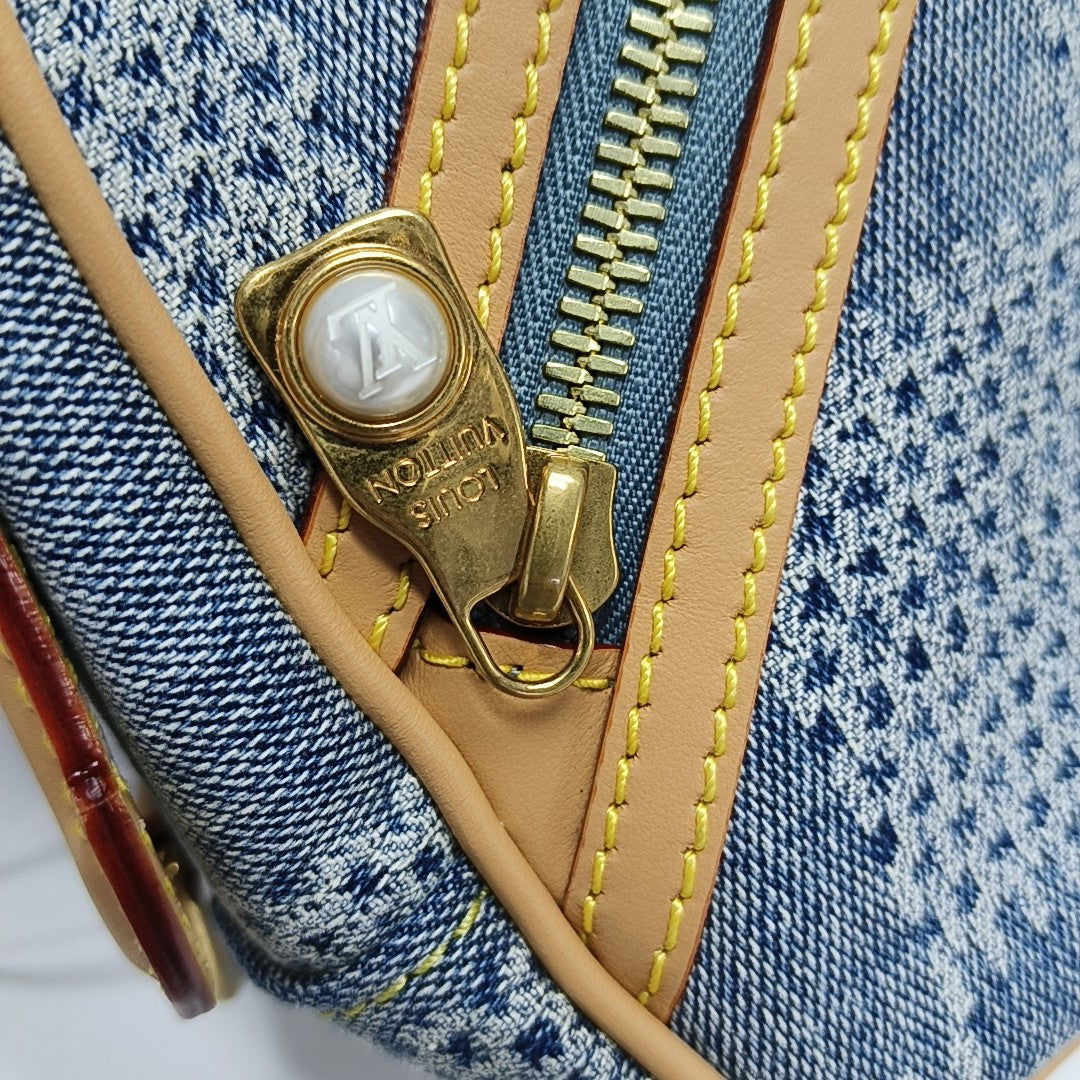 MESSENGER Denim Blue