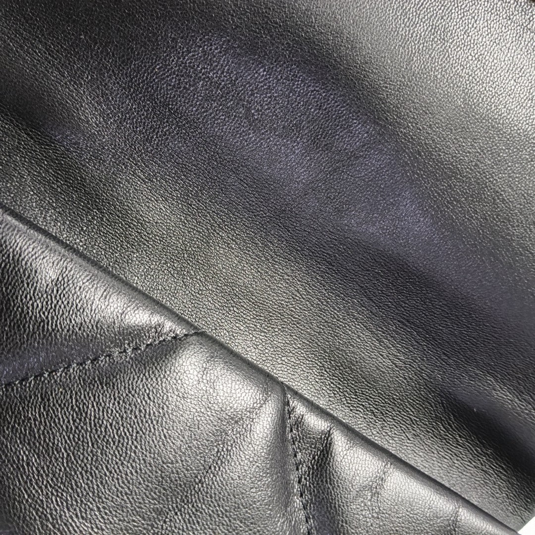 CHANEL 19 Small Quilted Lambskin Black