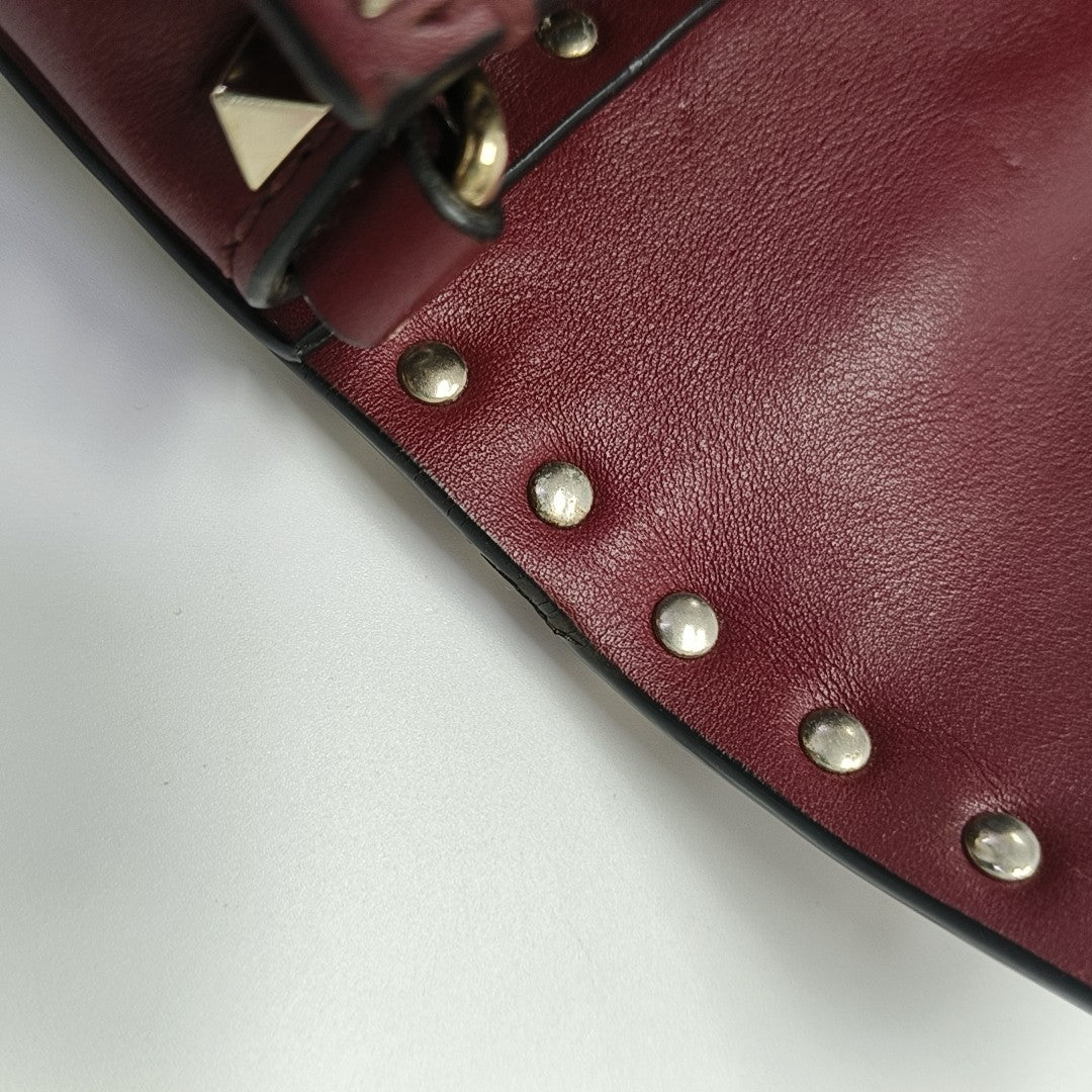 Rockstud Calfskin Red
