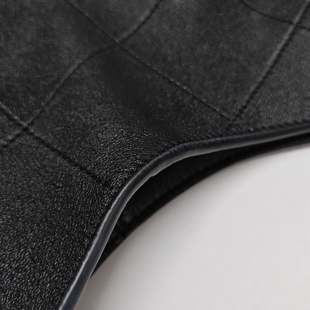 Quilted Lambskin Shoulder Bag Black
