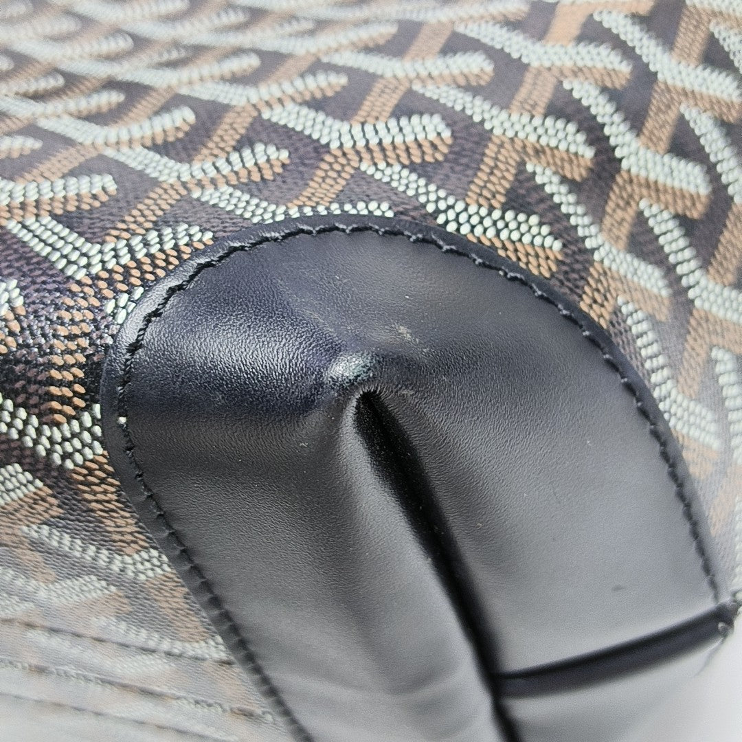 Bellechasse Biaude PM Coated Canvas Black