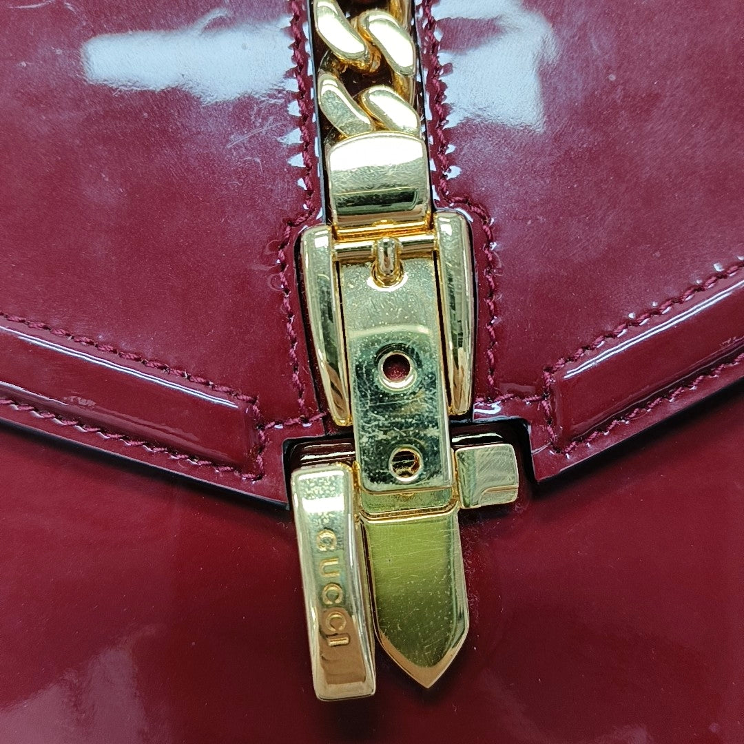 Authenticated pre-owned  Sylvie 1969 Mini Patent Leather Red - Shoulder Bag at Looply