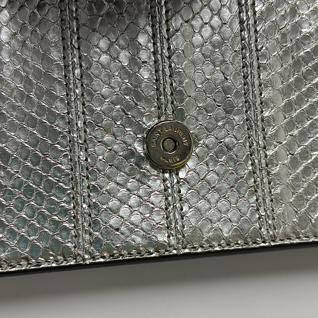 BUCKLE Python Silver